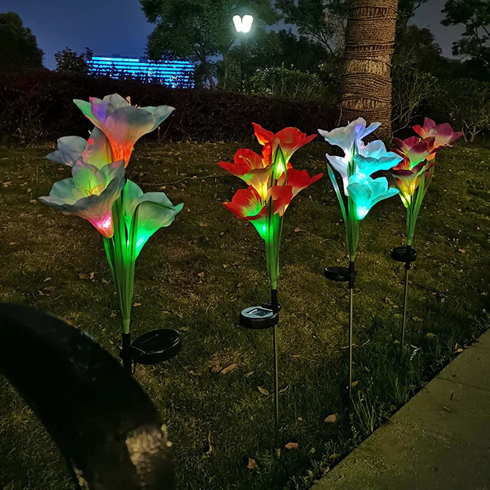 Solar Lily Flower Garden Lights – Color-Changing Waterproof Decor