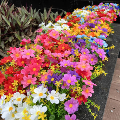 12-Bundle Artificial Daisy Flowers – Uv-Resistant Outdoor Greenery